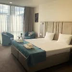 Magnific Hotel